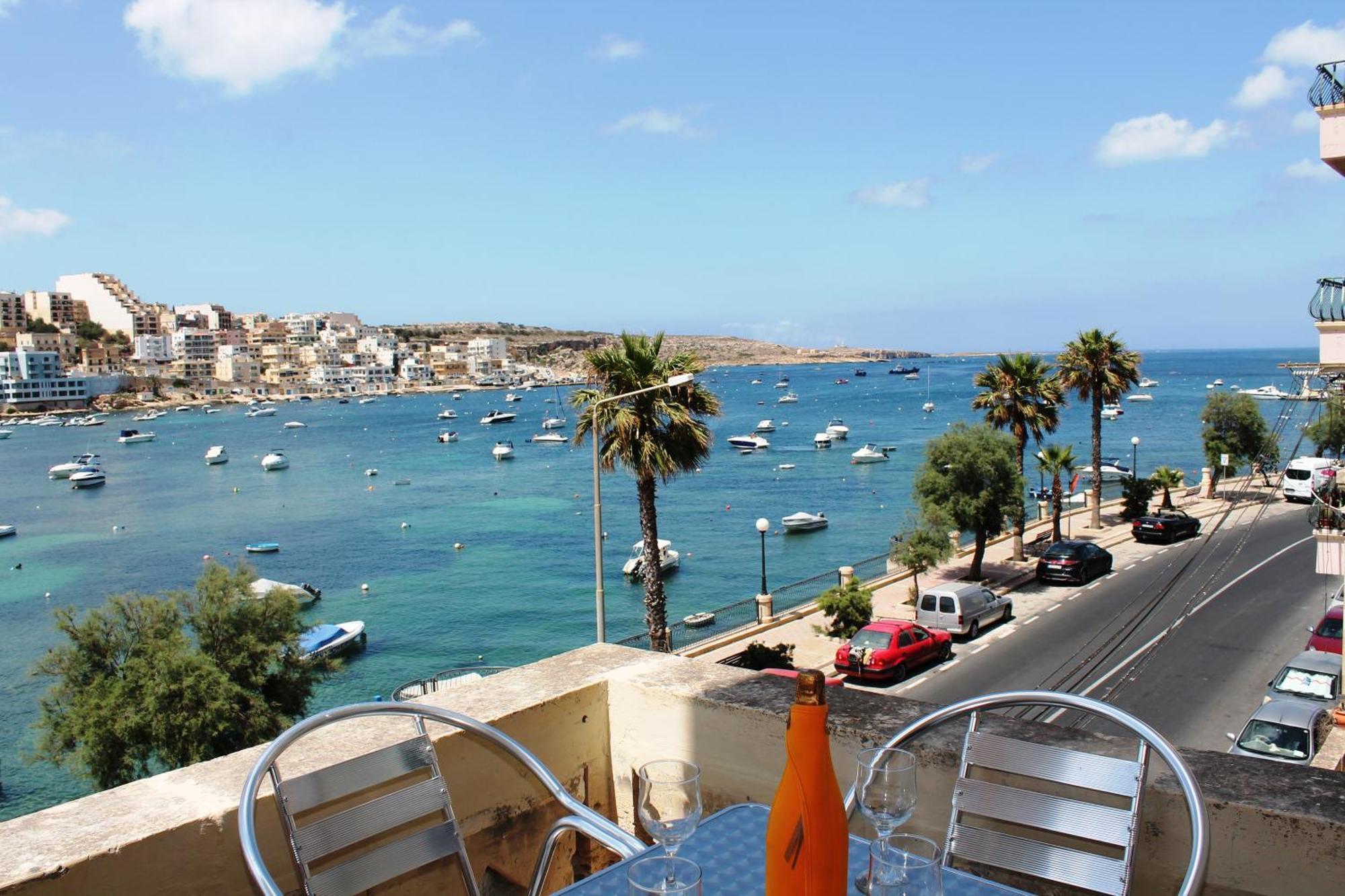 Blue Harbour 2 Bedroom Seafront Apartments With Stunning Seaviews - By Getawaysmalta St. Paul's Bay Bagian luar foto